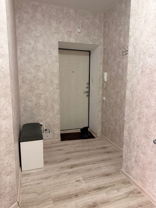 1 ком Береке 40 м2 все остается