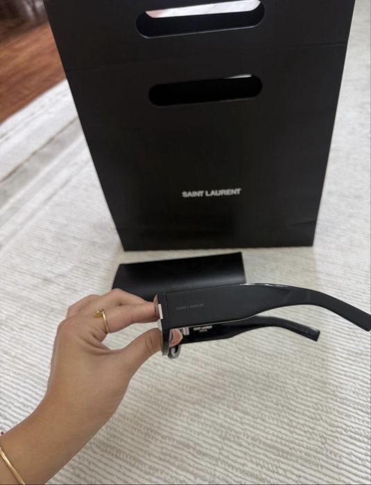 Продам очки Saint Laurent