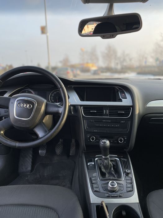 Vand Audi A4 b8 2.0 TDI