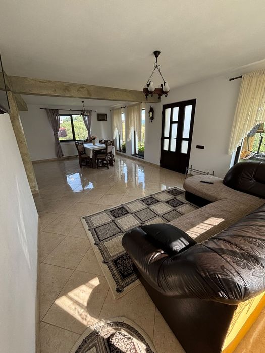 Cabana de închiriat