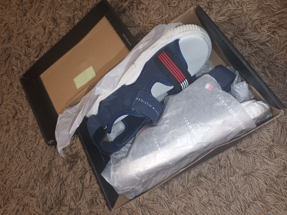 Детски сандали Tommy Hilfiger,  номер 33