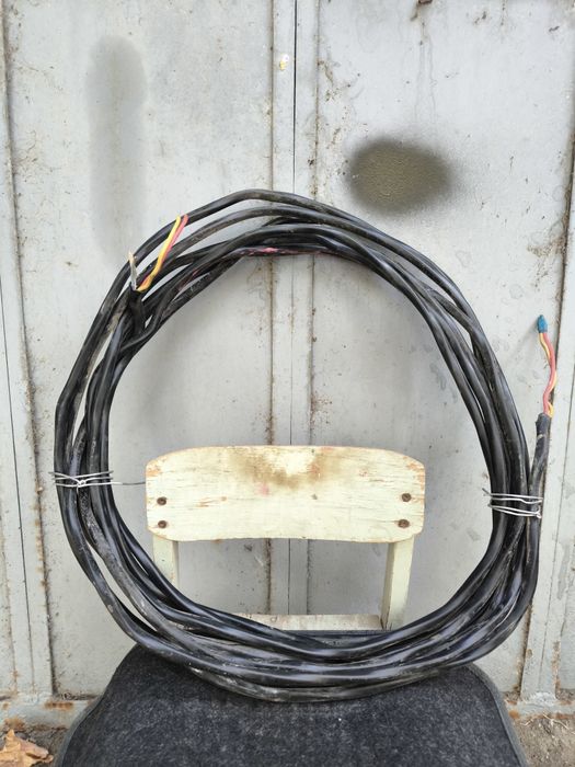 Кабель медный 4 х жильный .