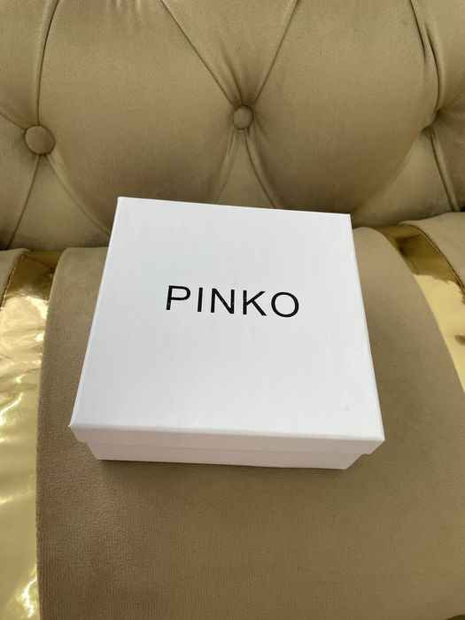 Curea Pinko in cutie