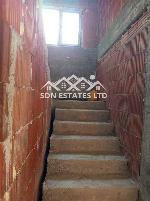 Продава се Къща в Казанлък - 268 кв.м за 857 €/кв.м - Снимка #8