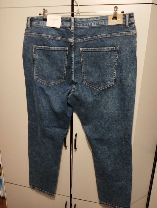 Нови дънки Only голям размер.