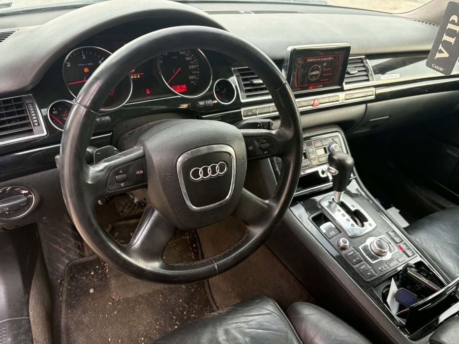 Audi A8 D3 3.0TDI на части