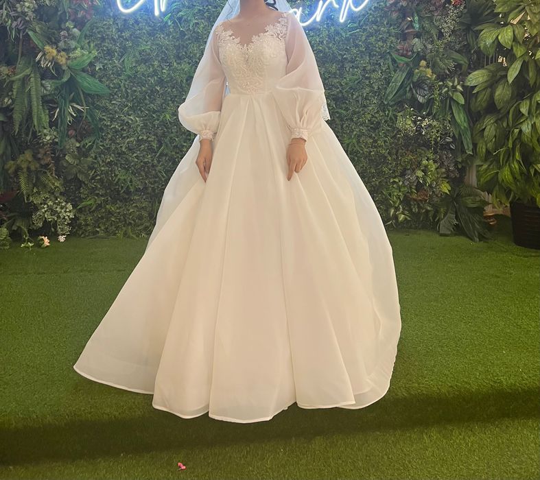 Свадебное белое платье