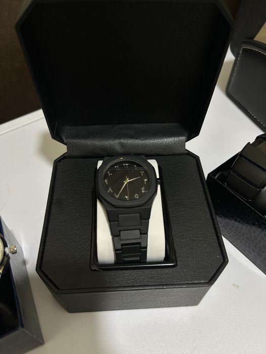 Мужские часый новый