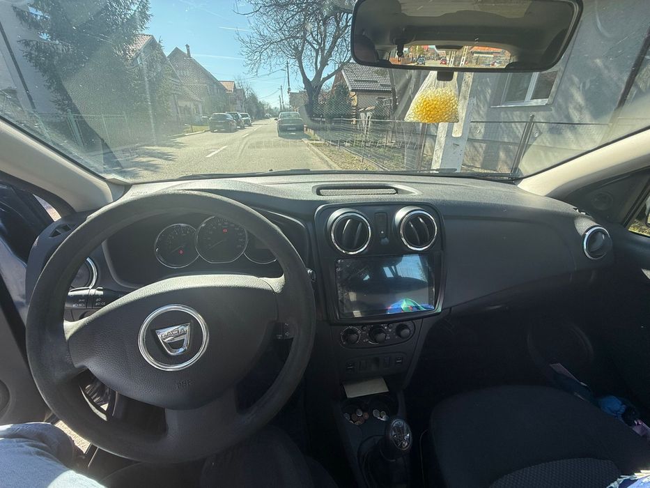 Logan MCV  de vanzare