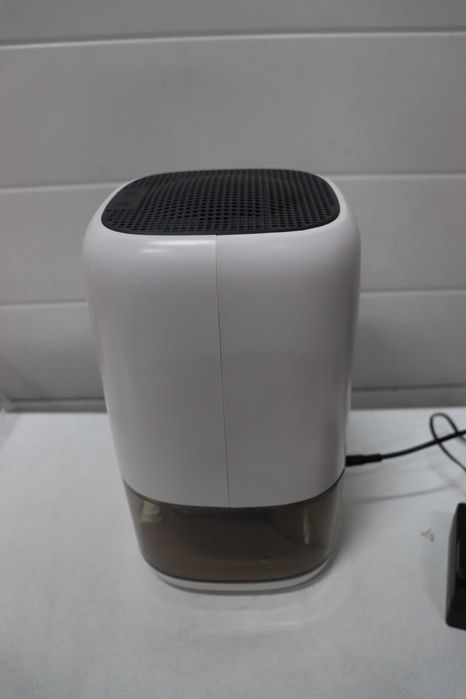 Влагоабсорбатор за дома, мини влагоабсорбатори, 1000 мл, 7 цвята LED