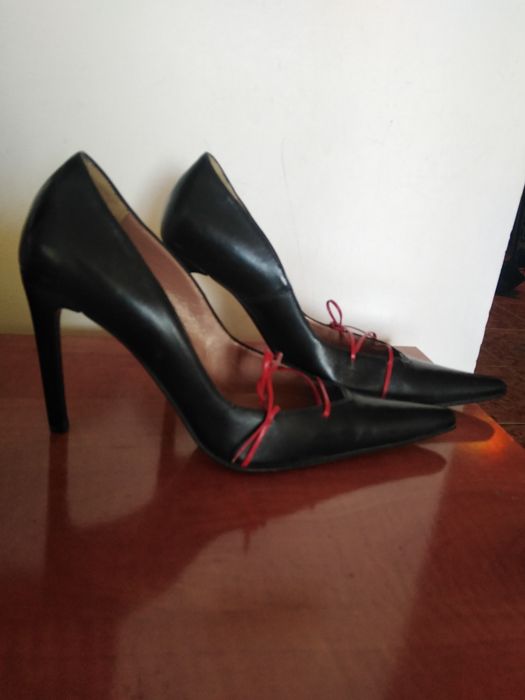 Pantofi din piele naturala,"Les Tropeziennes" Italia nr 38,purtat o si