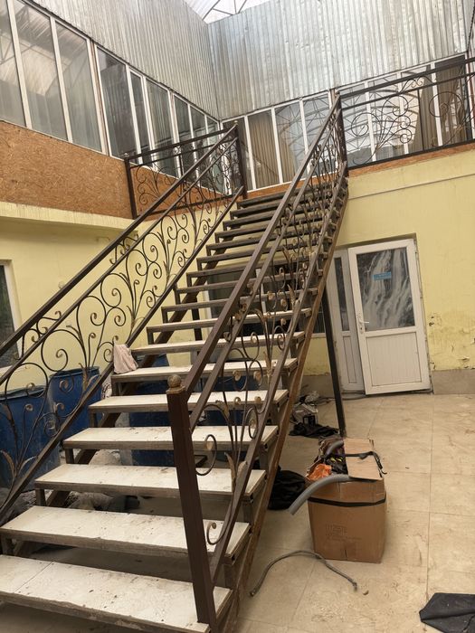 Лестница металический