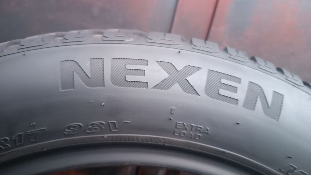 215/55/17 Nexen Дот 2423