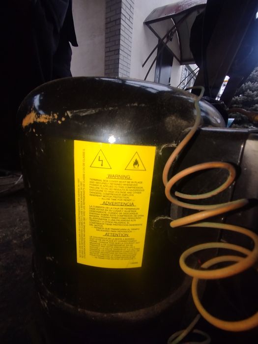 Продам компрессор для холодильника