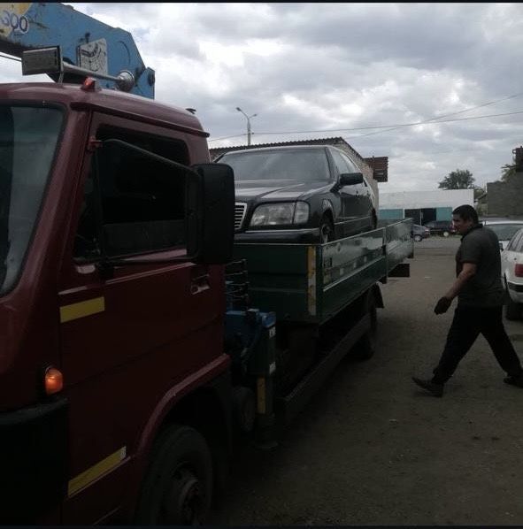 Манипулятор эвакуатор автовышка