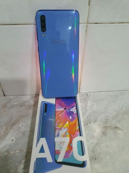 Samsung a70 128gb