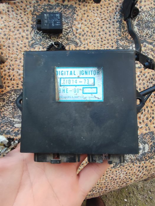 Ямаха ФЗР 600 / Yamaha FZR 600 на части