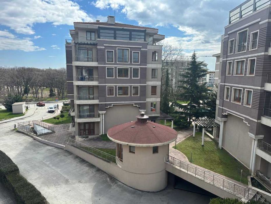 3-стаен 135 м2, Св. Св. Константин и Елена