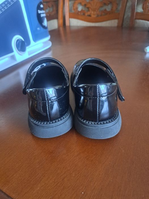 Срочно продам туфли