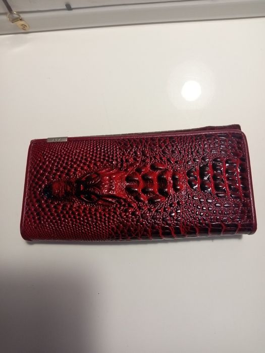 Продам кошелек и косметичку