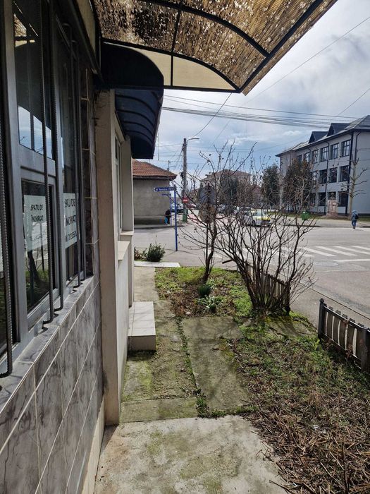 Spatiu Comercial De Inchiriat