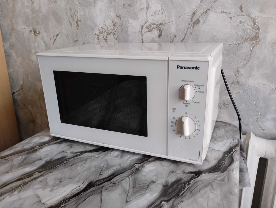 Микроволновая печь Panasonic NN-SM221W