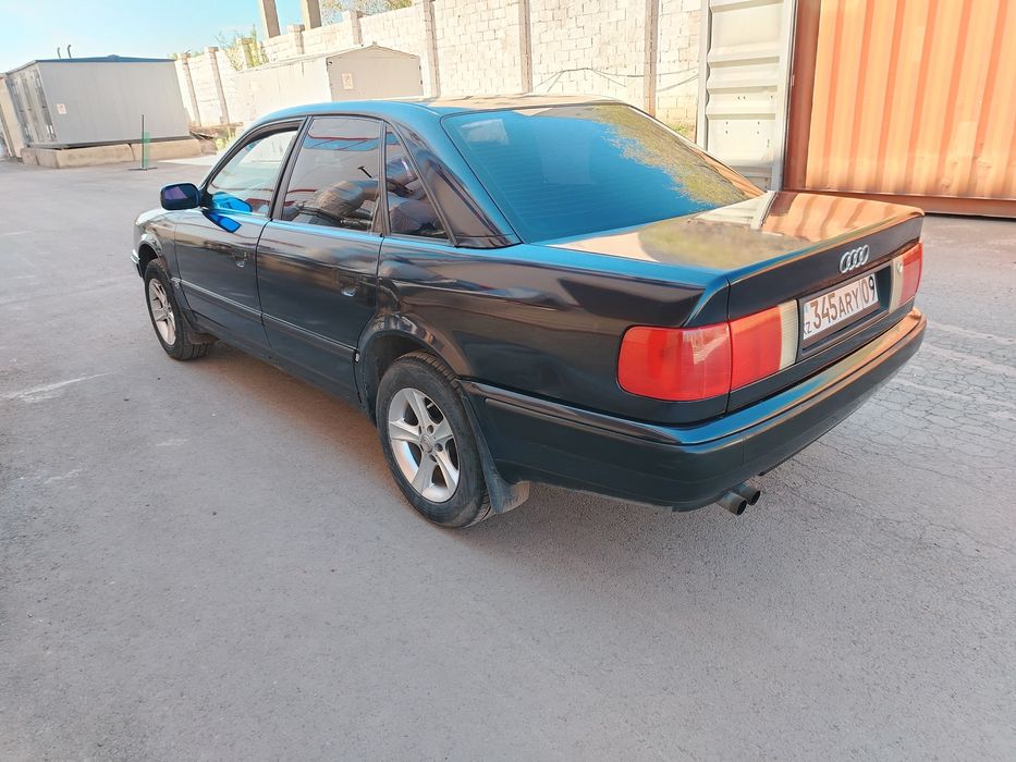 Продам Ауди 100с4
