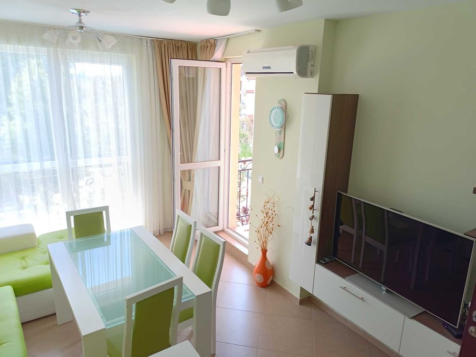 Продава се Тристаен апартамент в к.к. Слънчев бряг - 68 кв.м за 1258 €/кв.м - Снимка #3