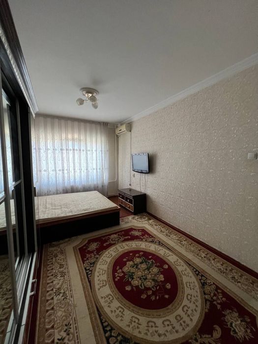 Talaba qizlar uchun sheriklikka kvartira. Faqat qizlar uchun