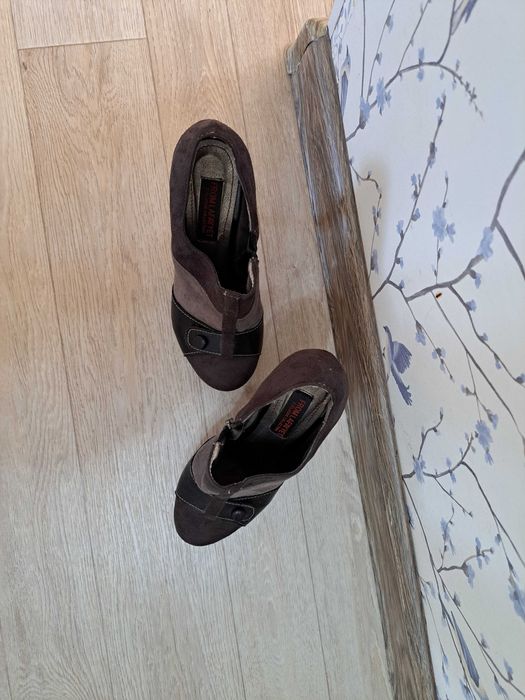 Продам качественные стильные ботильоны.