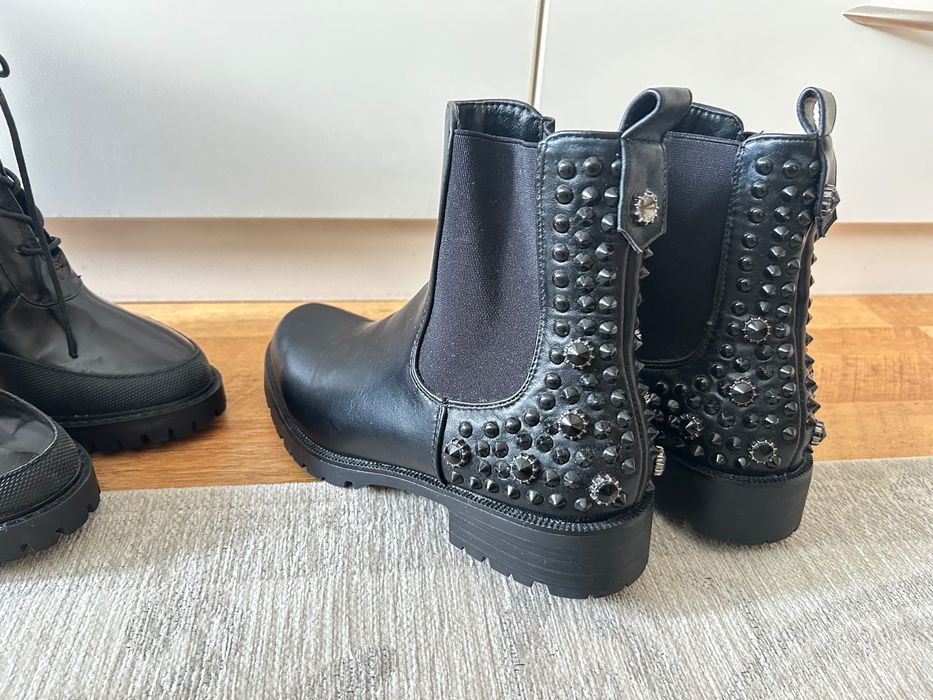 2 броя Боти черни размер  38