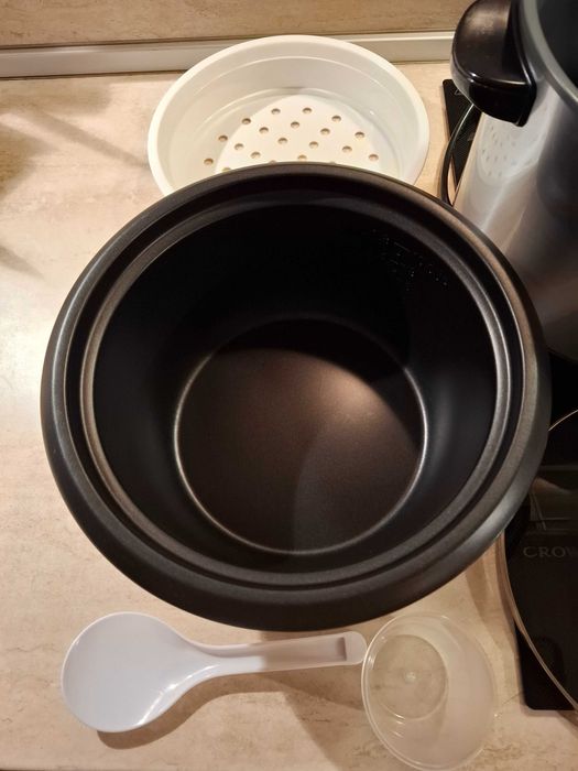 Уред за варене на ориз Russell Hobbs