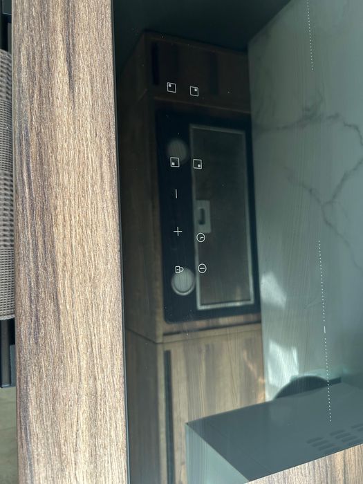 Варочная поверхность Midea