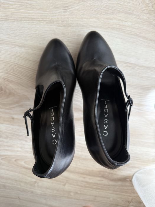 Pantofi /botine Casadei
