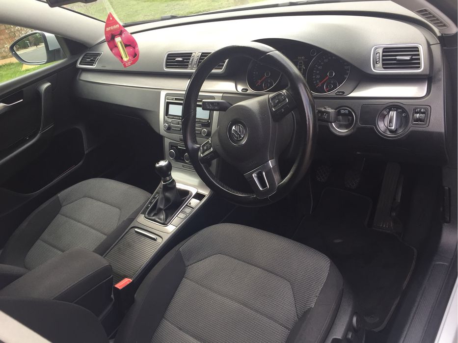Volkswagen Passat diesel, 3.180 € — imagine 3