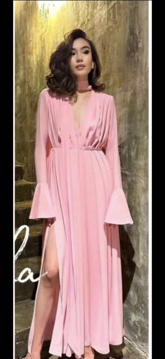 Вечерние платья, состояние новое