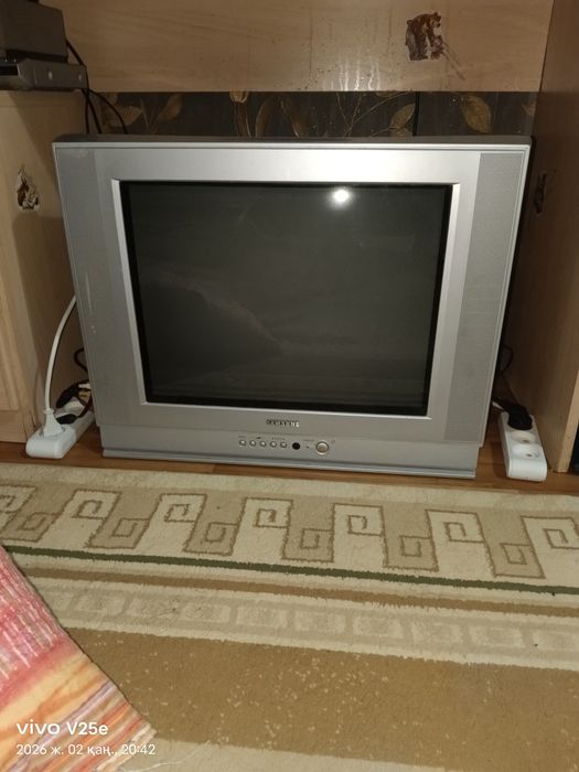 Телевизор продам сатам