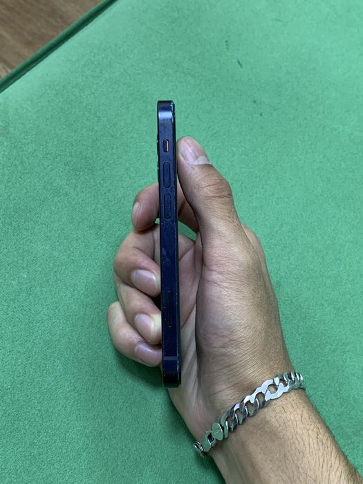 Продам iPhone 12 mini, 64 gb
