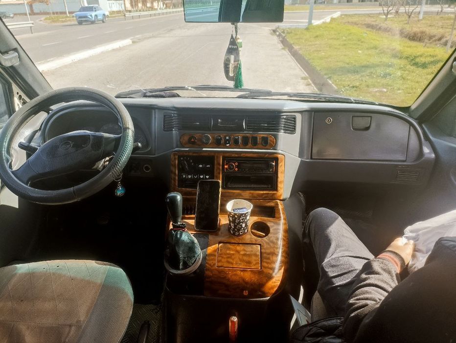 Vikupga berladi istana 2001 metan gaz