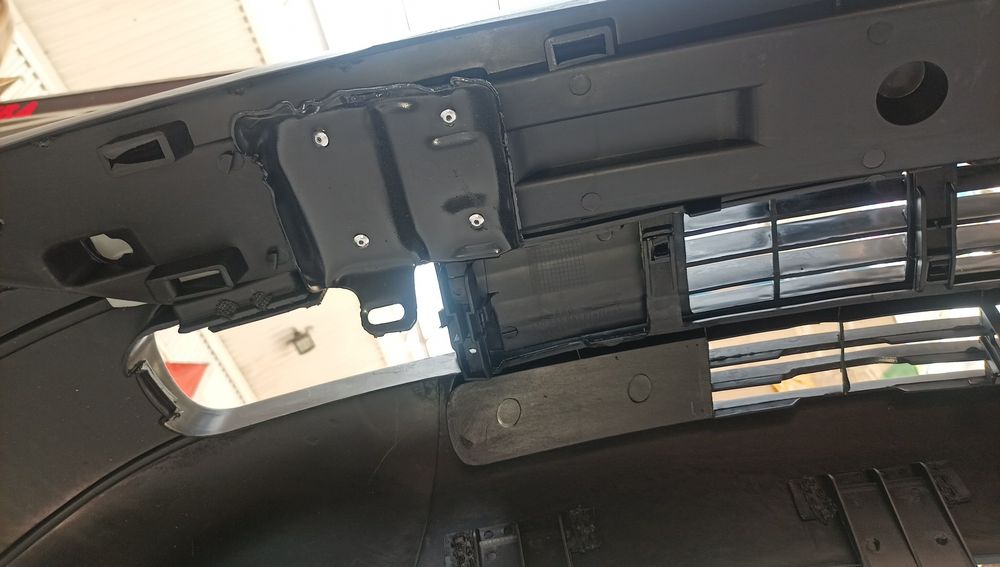 Бампер передний Ауди С4