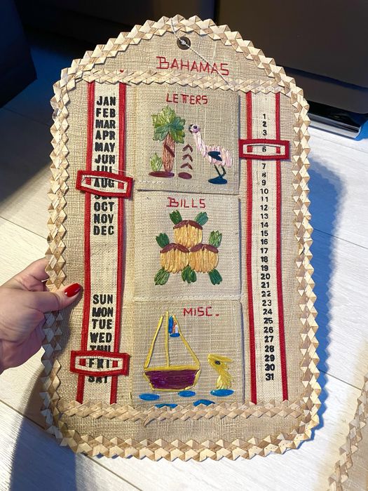 Decor perete handmade 2 bucati calendar + suport