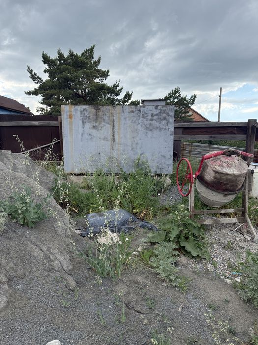 Продам емкость 5,7 куба