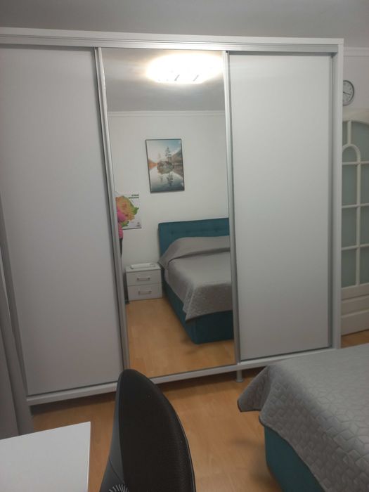Vând apartament cu 3 camere zona Lipovei Timisoara
