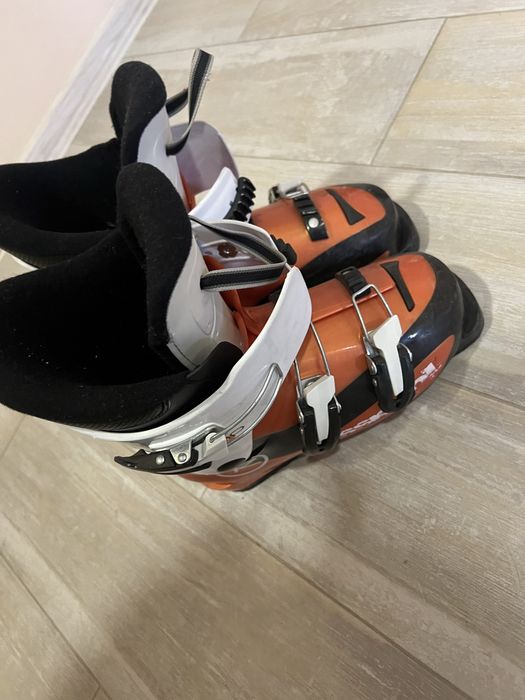 Ски обувки Rossignol