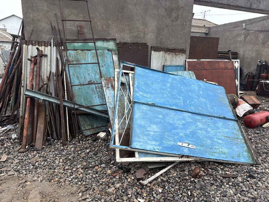 Продам железные изделия