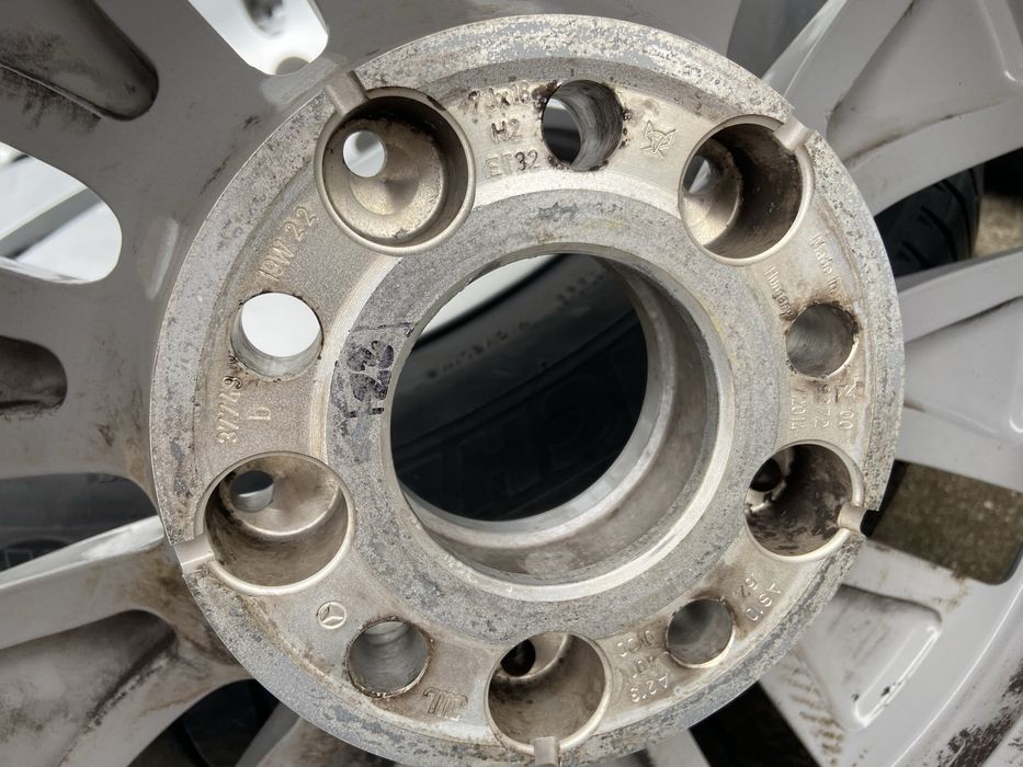 Джанти с летни гуми 16’ Мерцедес