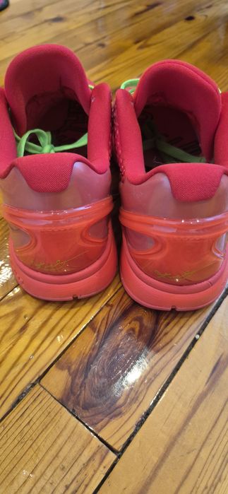 Kobe 6 Reverse Grinch