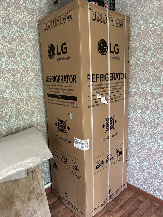 Новый холодильник LG