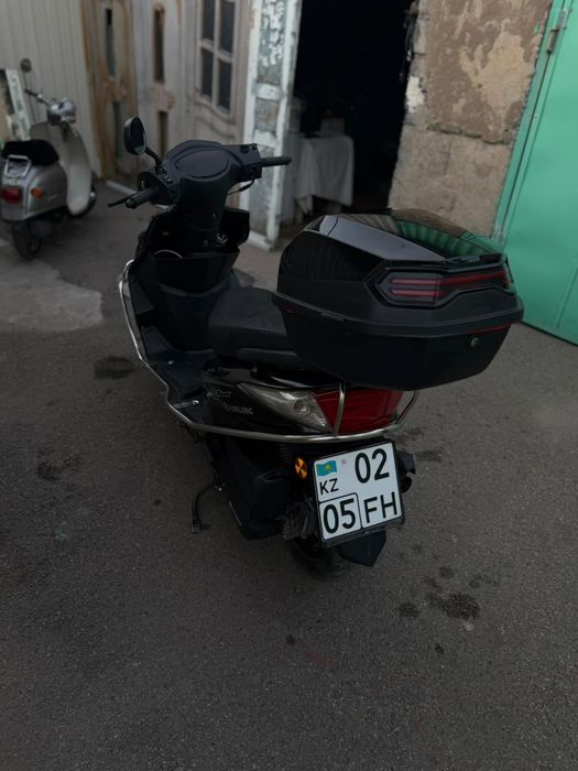 продам м8 скутер