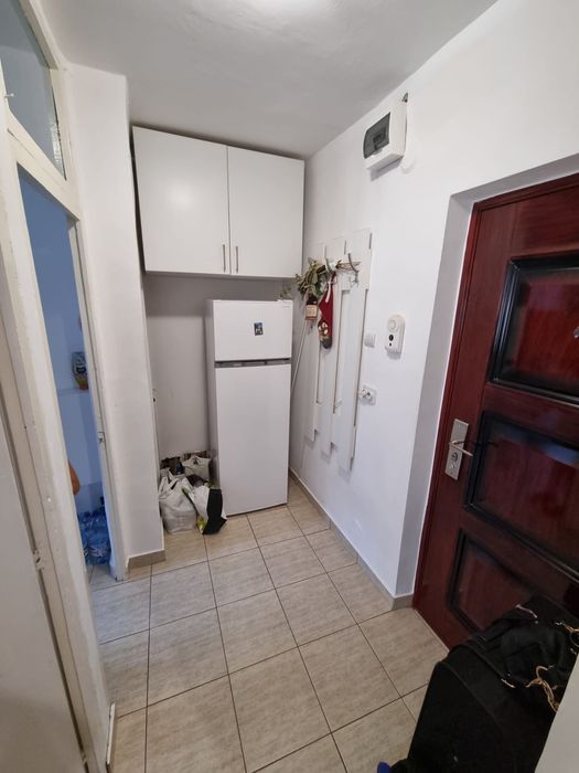 Apartament cu o camera de inchiriat